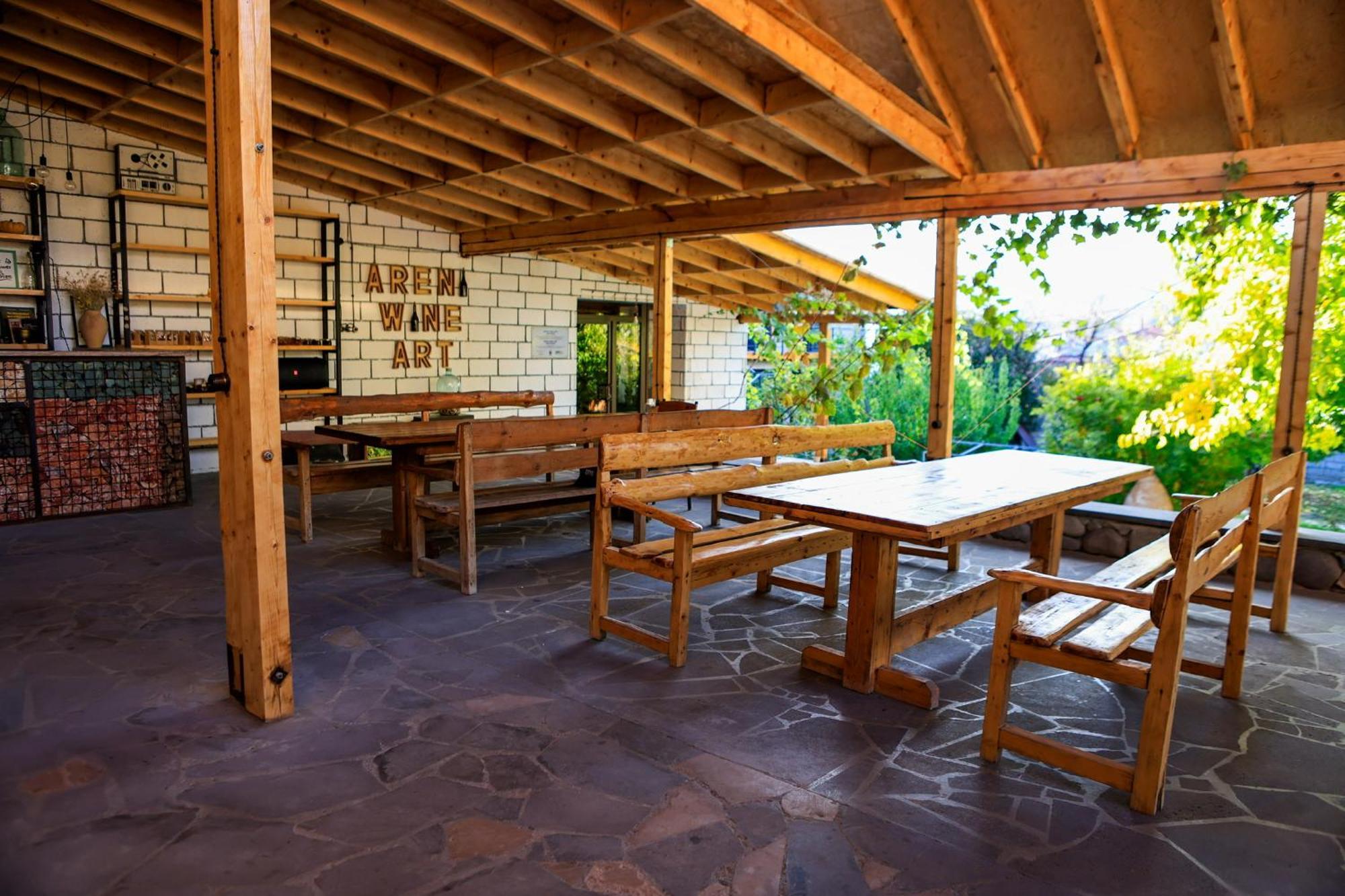 Areni Wine Art Bed & Breakfast Екстериор снимка