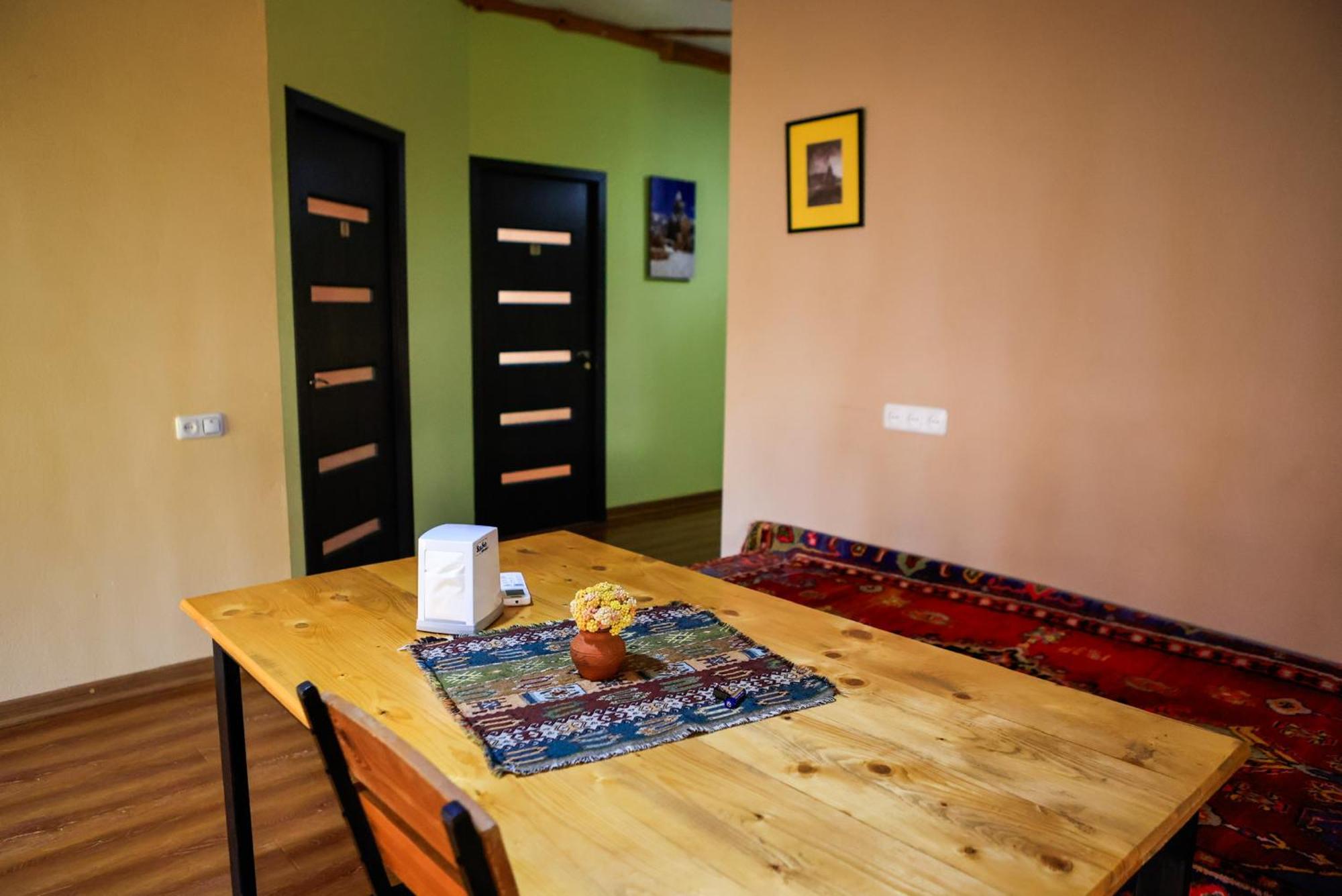 Areni Wine Art Bed & Breakfast Екстериор снимка